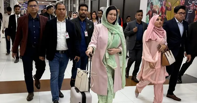 শাহজালাল আন্তর্জাতিক বিমানবন্দরে ডা. জুবাইদা রহমান